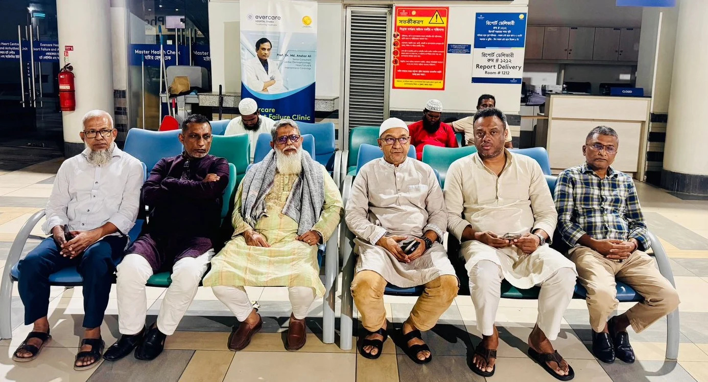 খালেদা জিয়াকে দেখতে হাসপাতালে যুবদল সভাপতি