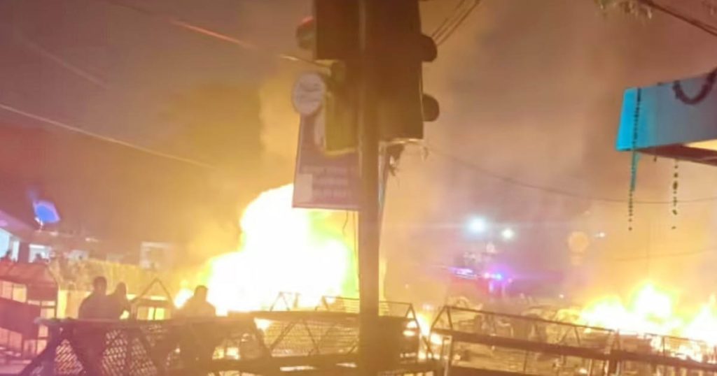 দিল্লিতে ভয়াবহ গাড়িবোমা বিস্ফোরণঃ নিহত অন্তত ৮