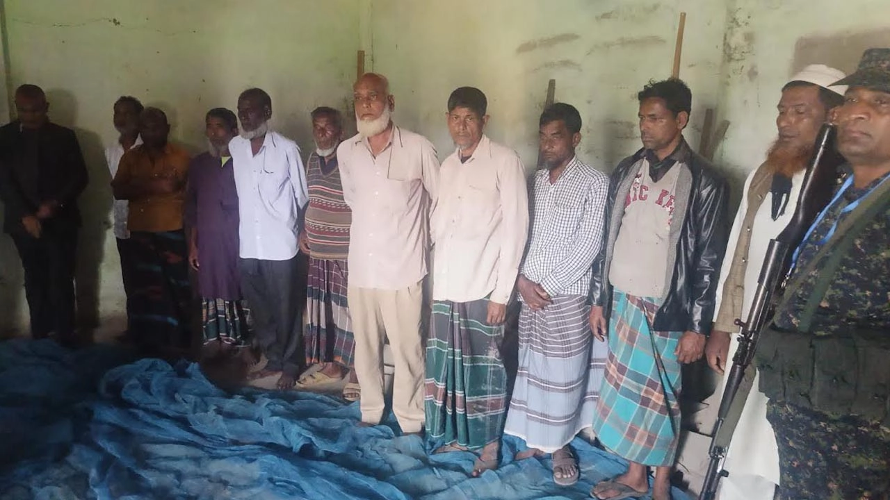 ভোটারদের মাঝে টাকা বিতরণ করায় জাপার সেক্রেটারি আশরাফ তালুকদারসহ ২ নেতাকে জরিমানা