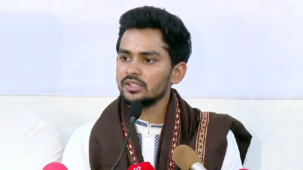 সারাদেশে ১১ দলীয় জোটের নেতাকর্মীদের ওপর হামলা করা হচ্ছেঃ আসিফ মাহমুদ